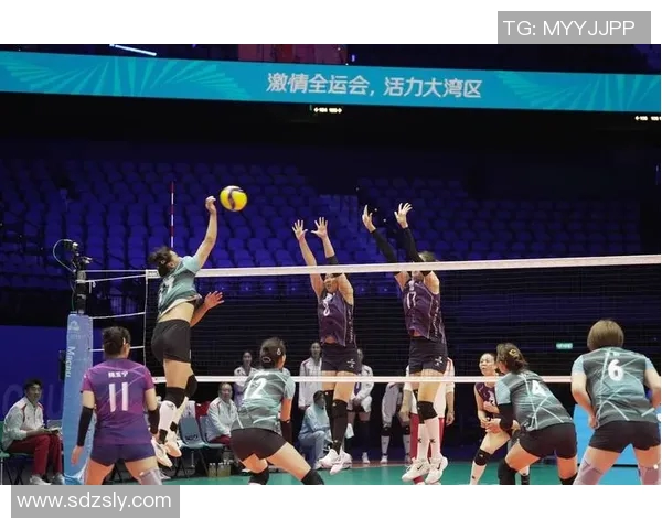 赛后分析：成都排球队与北京排球队的团队协作表现及其影响因素探讨